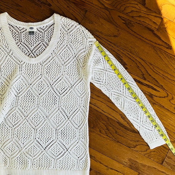 Old Navy white open knot cotton long sleeve V-neck sweater size XL, never worn - Picture 7 of 11